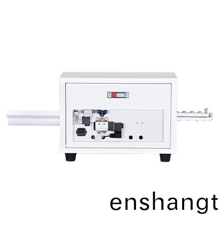 電(dian)腦(nao)裁(cai)線(xian)剝皮(pi)機